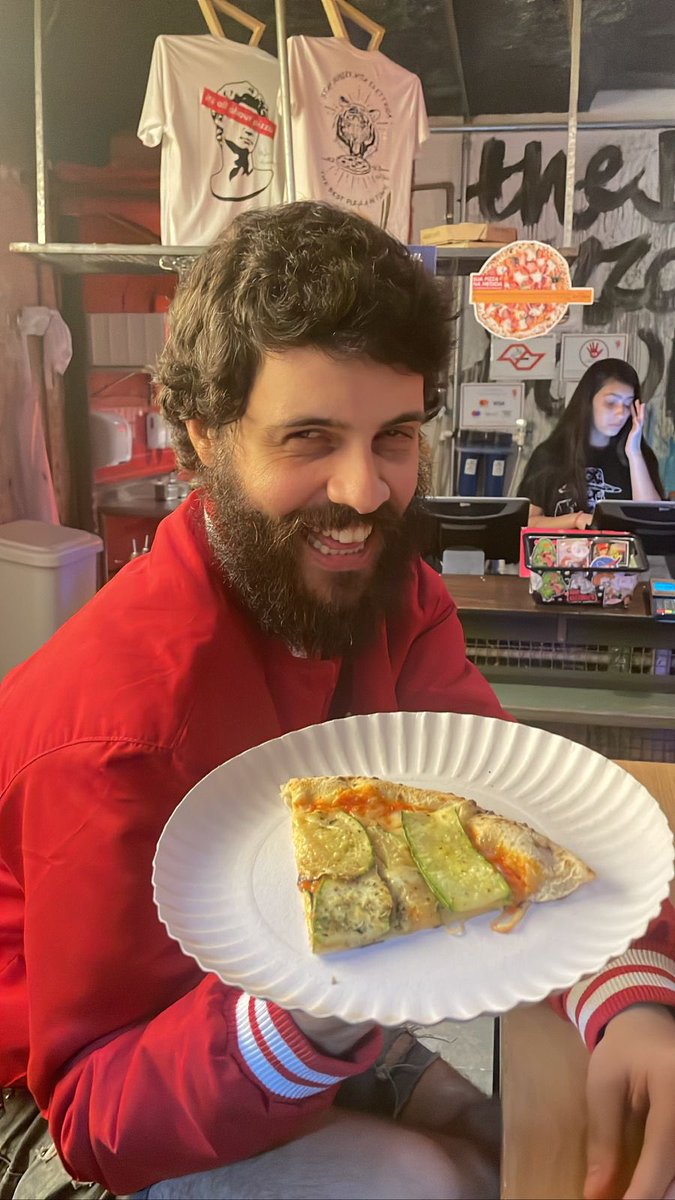 defantediogo's tweet photo. fotinha pras encalhadas se sentirem num date cmg https://t.co/19q9djuqnr
