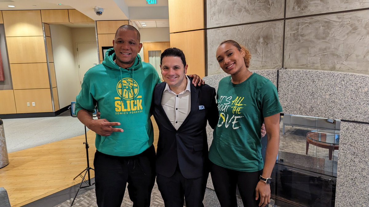 NikoTamurian's tweet photo. I hope you'll join us on @komonews after the #NBAFinals 

The Sonics Legends Fund is helping #Seattle basketball legends in their time of need. 

Appreciate @donaldwatts24 sharing his family story because we know so many love Slick!
@Iconic_sonics 
@SeattleSonics https://t.co/TVxG3ZmLNp
