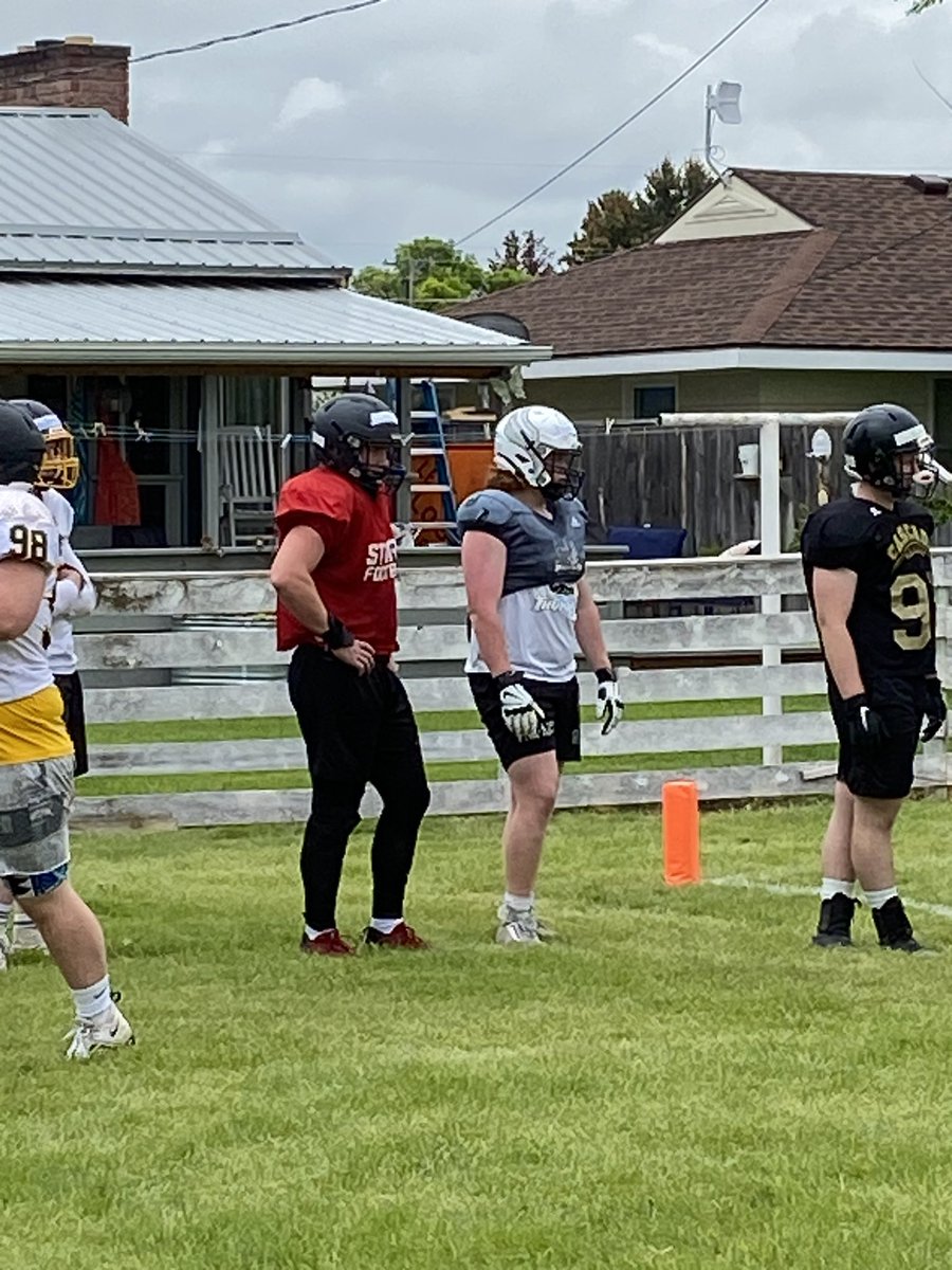 Bridger McKinley Fleming (@fle75ming) on Twitter photo Had an awesome time playing some smash mouth football at Western Montana! Thanks for the coaching, Go Dawgs ‼️ #codered <a href="/CoachNourse_UMW/">Ryan Nourse</a> <a href="/Coach_Martello/">Riley Martello</a> @CoachRamsey406 Had an awesome time playing some smash mouth football at Western Montana! Thanks for the coaching, Go Dawgs ‼️ #codered <a href="/CoachNourse_UMW/">Ryan Nourse</a> <a href="/Coach_Martello/">Riley Martello</a> @CoachRamsey406