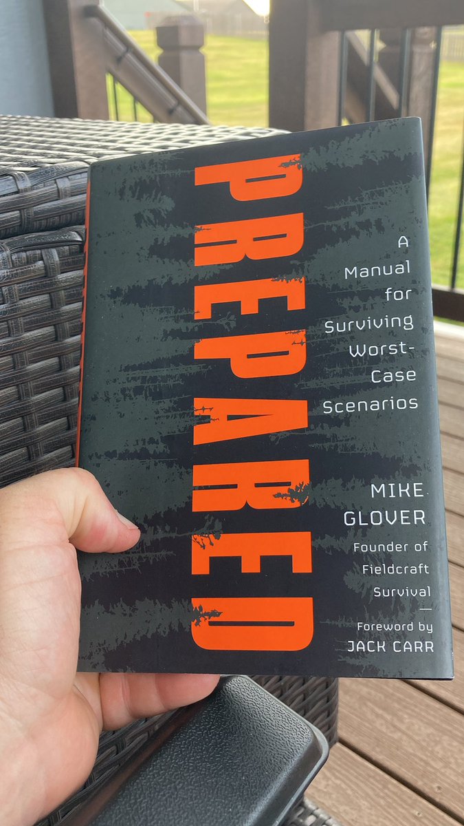 @mikeaglover1 Summer reading arrived. Ordered after hearing you on @jockowillink.  Thank you for your service past and present.
