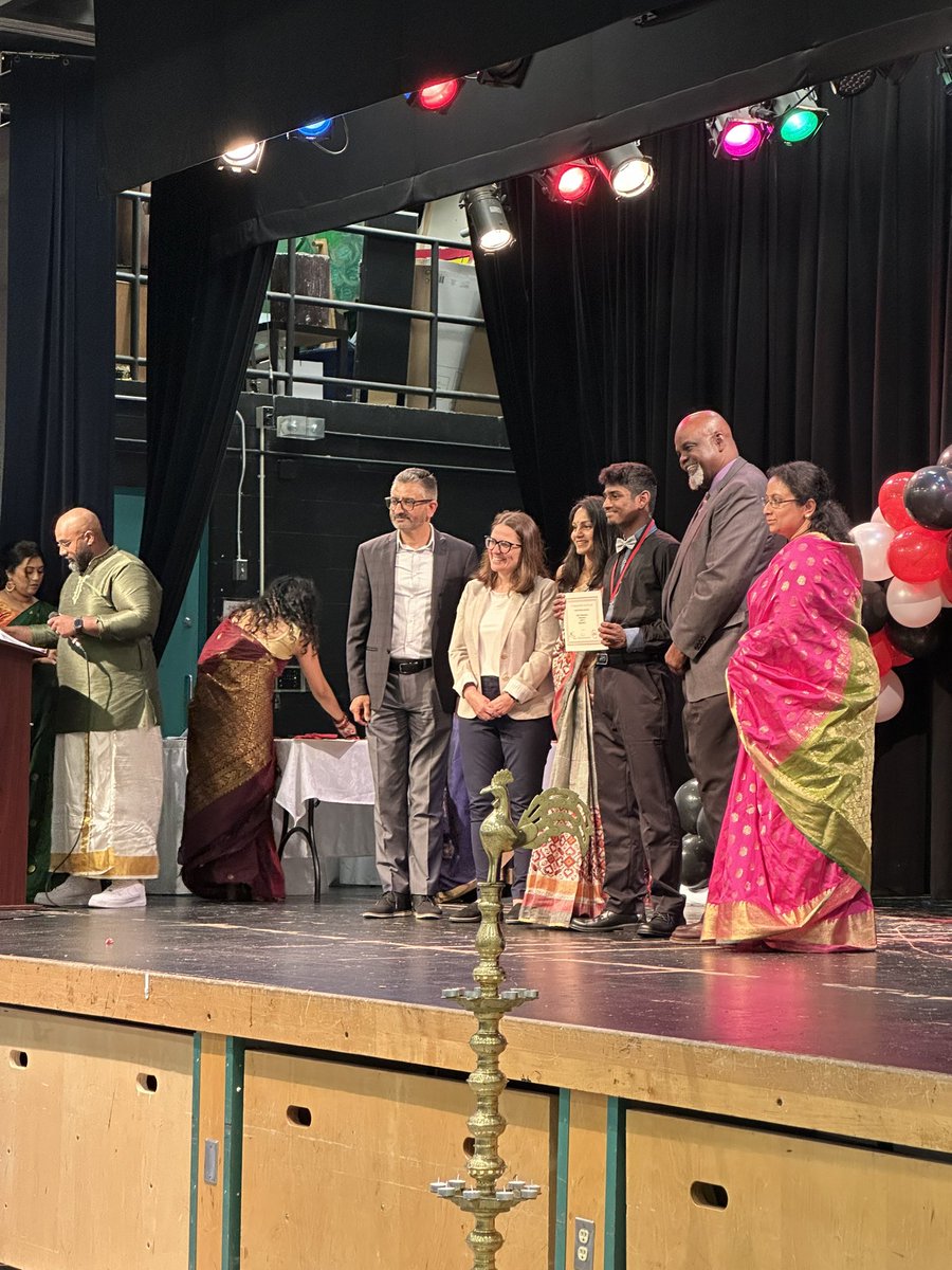 uukkamathu's tweet photo. Congratulations to our amazing Secondary School Award Winners! #YRDSB #uukkamathukaividale #ukawardsofexcellence https://t.co/Al08TBbBlS