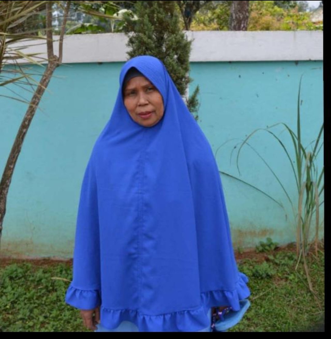 Hy love 💕gimana di surga? Pasti indah banget yaa 🥲 makasii ya, tepat hari ini, 29thn yg lalu udh berjuang membuat kehidupan baru untuk enti 🥹 imissyou mi 🥹