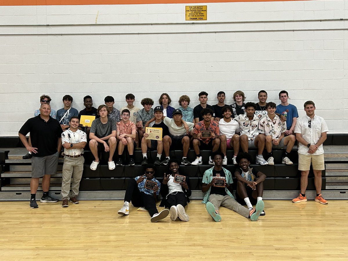 We had a wonderful time at our end of season banquet and I am very excited for what the future with this crew holds! Thank you to all of our seniors for giving the program your best over the last several years, you will be missed! <a href="/bengalpride67/">John Germano</a> <a href="/Seanfoley33/">Sean Foley</a> <a href="/Barnegat_Magee/">Mr. Magee</a>
