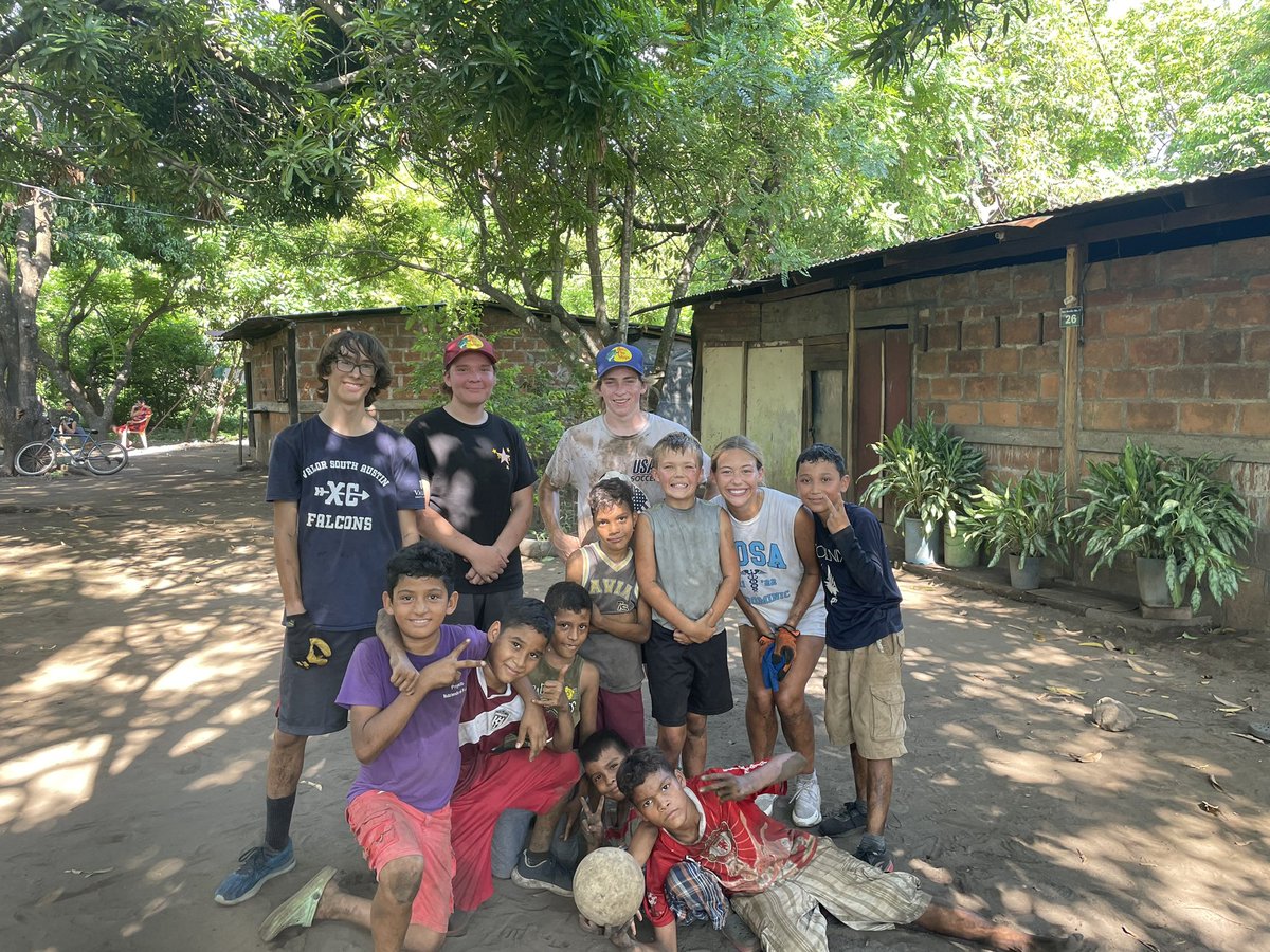What an incredible day of service for our students and chaperones on mission in San Benito, Nicaragua.  Today they worked along side members of the community to help dig the trench for their water system. This community has no running water, but some incredible workers.