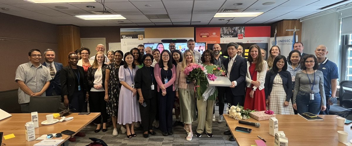 f_pickup's tweet photo. Pleased to join @UNDP's new Chemicals &amp; Waste Hub in its 1st mtg where we discussed how to build integrated programs, innovative policy &amp; finance tools, public+private partnerships towards zero-waste &amp; pollution &amp; circular economy ♻️🙏🏽
#Sustainablecooling #EndingPlasticPollution https://t.co/xzzm6ZFhq0