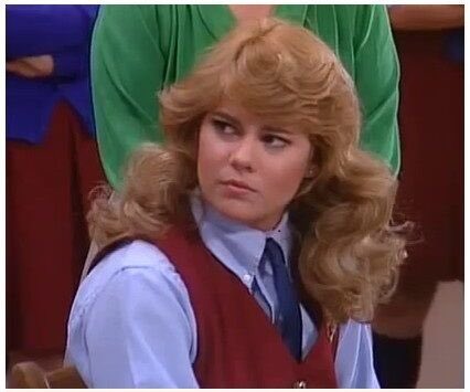 Who are 4 women from pop culture that made you gay as a child?