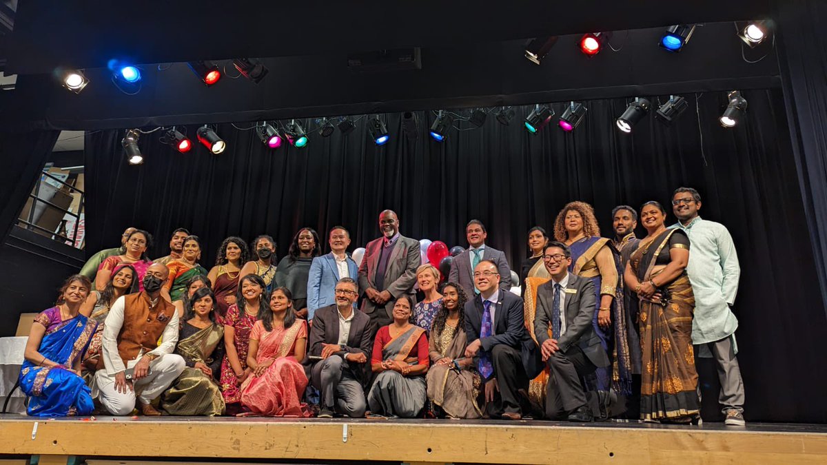 uukkamathu's tweet photo. Thank you to everyone for attending and making the 12th Annual Uukkamathu Kaividale Awards of Excellence such a success! #YRDSB #ukawardsofexcellence #uukkamathukaividale #ETSS https://t.co/8iVsQl5wsR