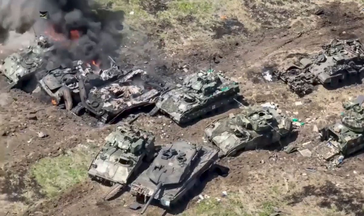 A U.S. Defense Official has stated that the White House will announce a New $325 Million Aid Package for Ukraine sometime tomorrow with the aims of replacing the at least 18 M2A2 Bradley ODS-SA IFVs and an Unknown number of Stryker 8x8 AFVs that the Ukrainian Armed Forces have…