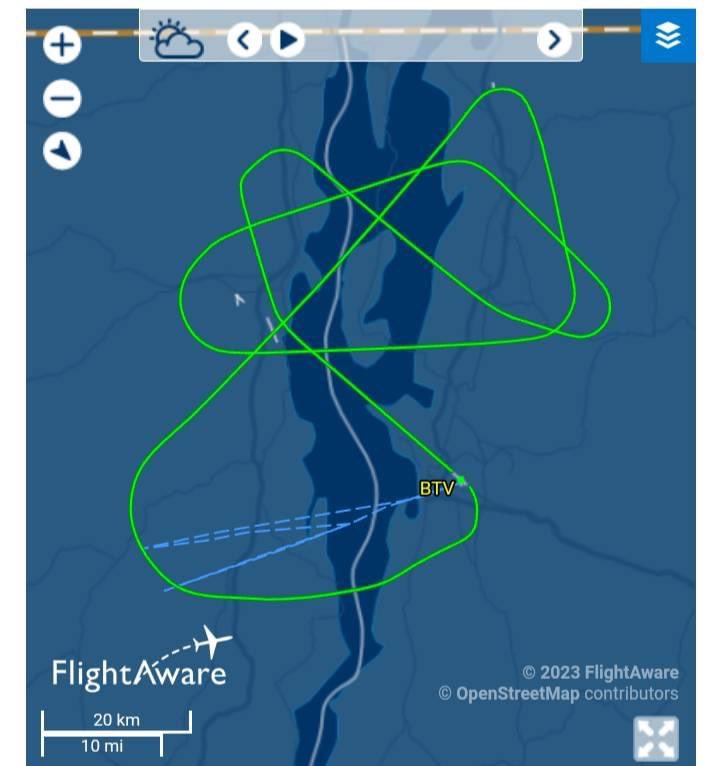 Hoorge's tweet image. This is how I spent my day, courtesy of @Delta flight 986 #BTV - #MSP. 

#FlightAware #Flight #Emergency #EngineFailure #Aviation 

mynbc5.com/article/plane-…