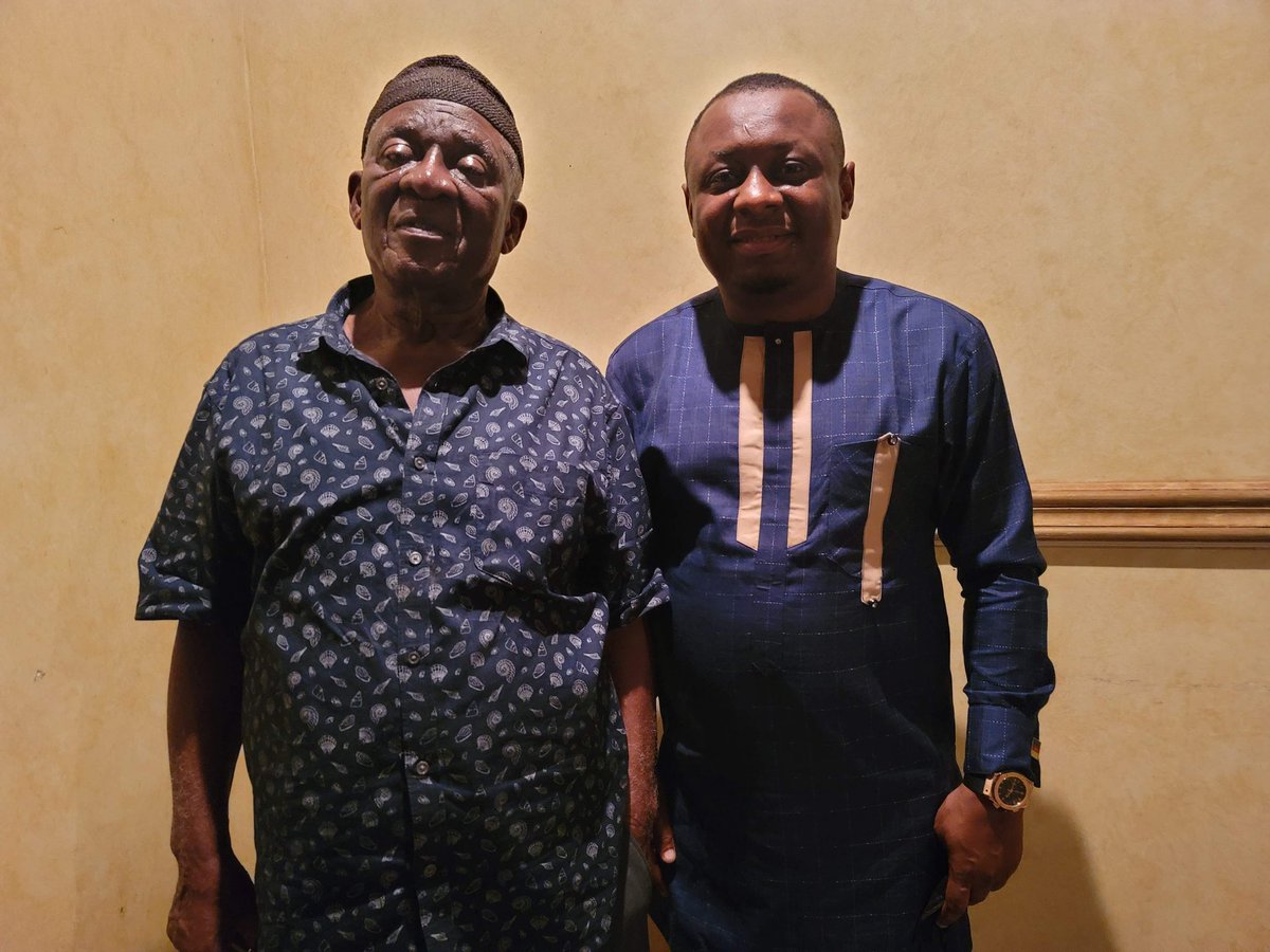 What a heartbreaking news. Such an unfair tragedy and an unimaginable loss one can't begin to comprehend. I had to share this post. His words of wisdom touched my heart when i met him. I see an old soul with a vivid understanding of the #Endtheanglophonecrisis . R.I.P Ni John Fru