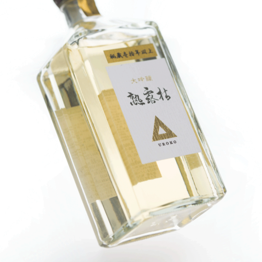 Japanpage_Sake's tweet photo. 日本酒はいろんな熟成方法がありますが、洞窟で熟成した日本酒といわれれば、まず頭に浮かぶのがこのお酒。さらっとした味わいは大吟醸だからなのかな・・

『露枯 大吟醸 10年以上 (720ml)』

https://t.co/rYEC9n3ct9

#日本酒がある新しい時間を考えよう
#japanpagesake #sake #日本酒
#島崎酒造 #shimazakishuzo
#熟露枯 #uroko
#栃木県 #tochigi
#那須烏山 #nasukarasuyama