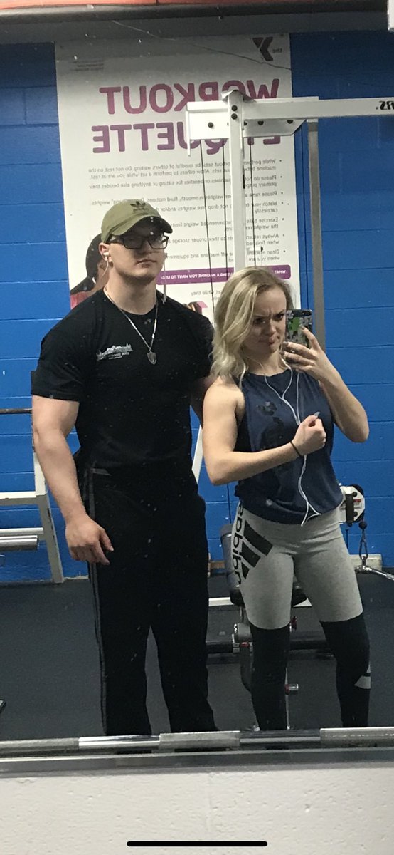 abbygalejs's tweet photo. 2019 to now lol https://t.co/Alj6HC7YuT