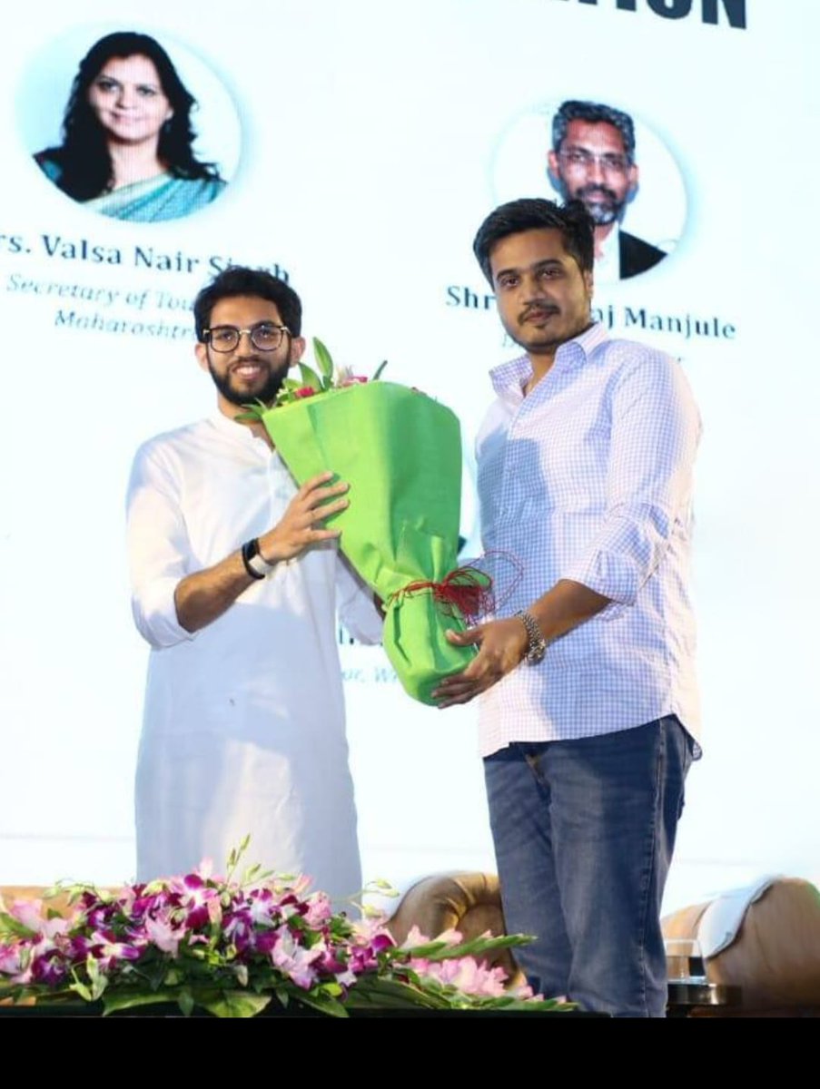 ३३ देशांनी घेतलेल्या नोंदीपेक्षा ज्या ३३ वर्षाच्या नेत्याची नोंद अधिक गांभीर्याने घेतली जाते, ते माझे मित्र, शिवसेनेचे (उद्धव बाळासाहेब ठाकरे) नेते <a href="/AUThackeray/">Aaditya Thackeray</a> जी यांना वाढदिवसाच्या मनःपूर्वक शुभेच्छा! आपणास निरोगी दीर्घायुष्य लाभो, ही सदिच्छा!