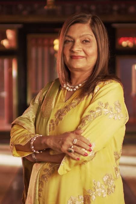 imrajathakur's tweet photo. @NetflixIndia Sima aunty ! https://t.co/lDoBrQNEDu
