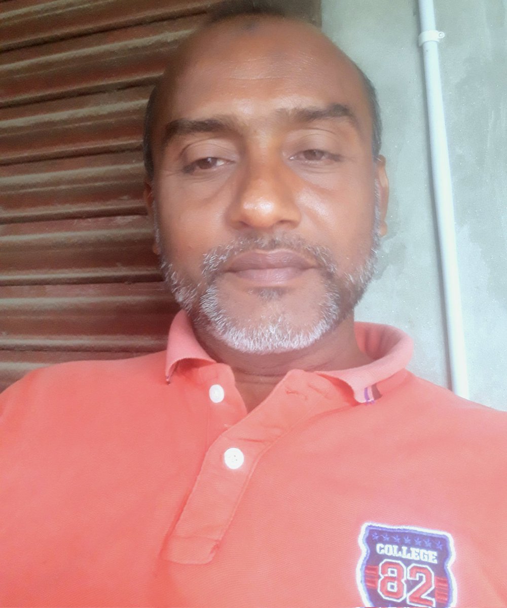 MonowarulIslam4's tweet photo. মনকে শাসন করতে পারলাম না https://t.co/I70tvn9WYA