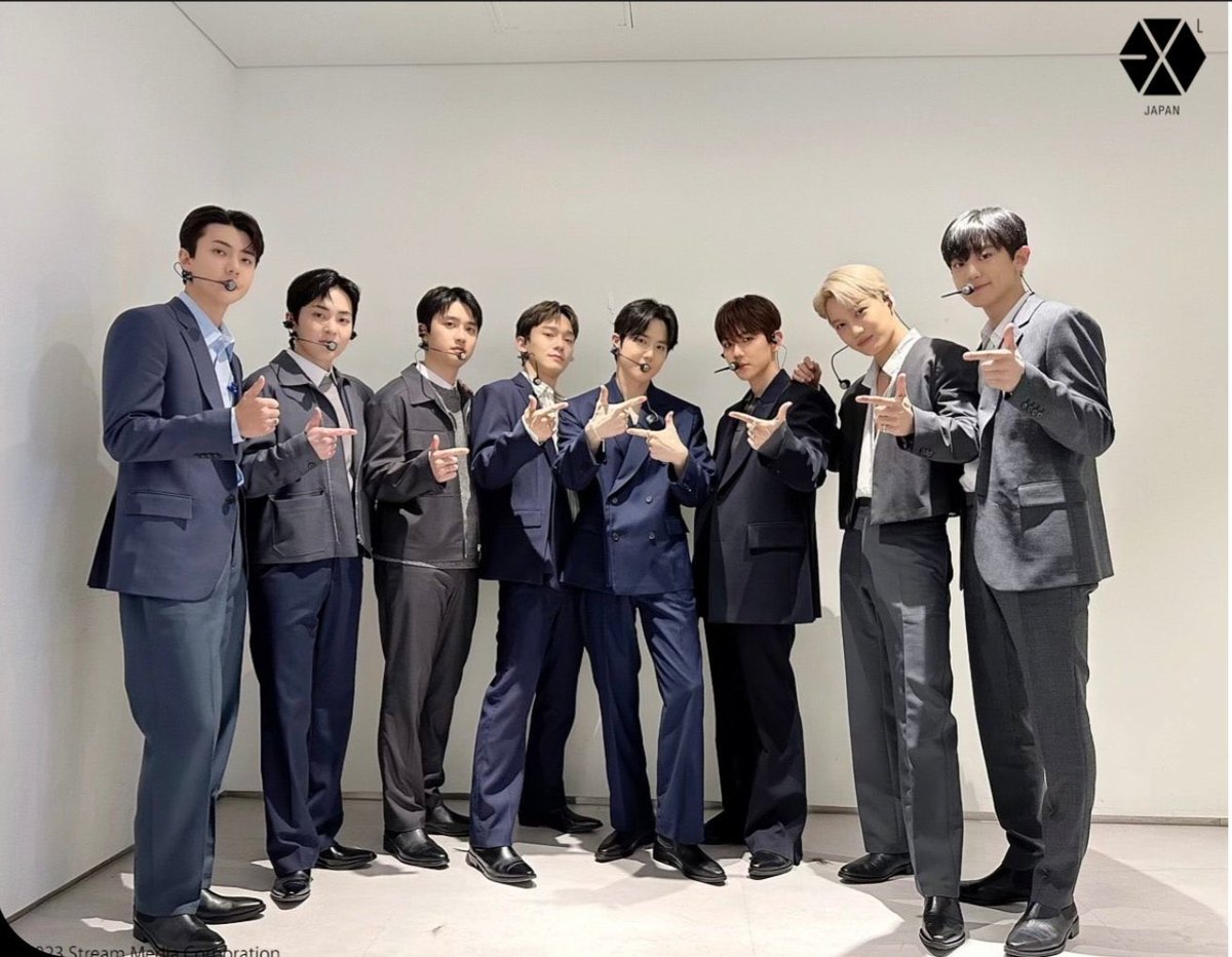 kokokbop's tweet photo. EXO reached 233,237 pre-orders for their upcoming album <EXIST> for ktown alone! 🔥🤩 They are the first one too exceed 200k pre-orders in the first 24 hours in ktown!! https://t.co/r47cFjl6gL