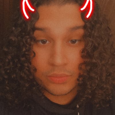 SWhiteLycan's tweet photo. #NewProfilePic https://t.co/UfCGnvnUAC
