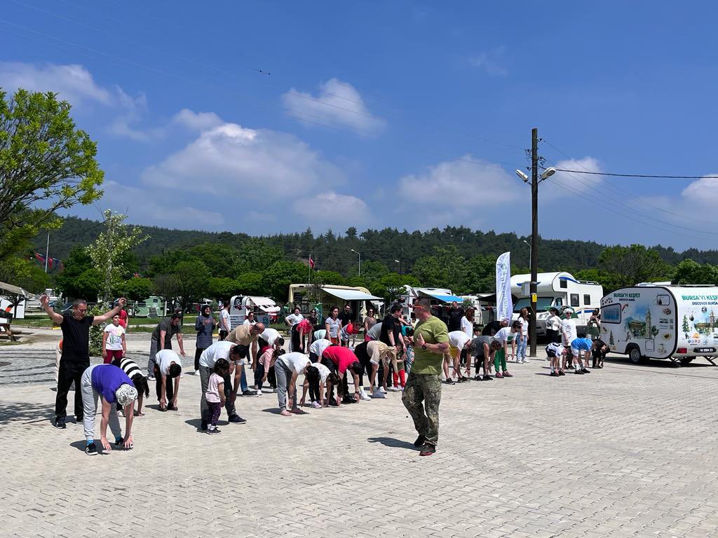 ukkforg's tweet photo. Bursa Büyükşehir Belediyesi, Bursa Kültür Turizm ve Tanıtma Birliği, Harmancık Belediyesi, Türkiye Ulusal Kamp ve Karavan Federasyonu ve Bursa Kamp ve Karavan Derneği katkılarıyla düzenlenen Ekolojik Kamp ve Karavan Festivali, doğaseverleri Harmancık’ta buluşturdu. https://t.co/tK5w7Fuauu