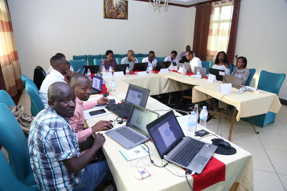 AFTERPROJECT3's tweet photo. Public relations Officers from @RwandaPolytec colleges, @RTB_Rwanda, @rulindodistrict and 4 TSS schools supported by AFTER project, are attending a five-day training on video production and graphic design. @AFD_en, @ArthurGermond, @Rwanda_Edu https://t.co/nhw1zJxSjg