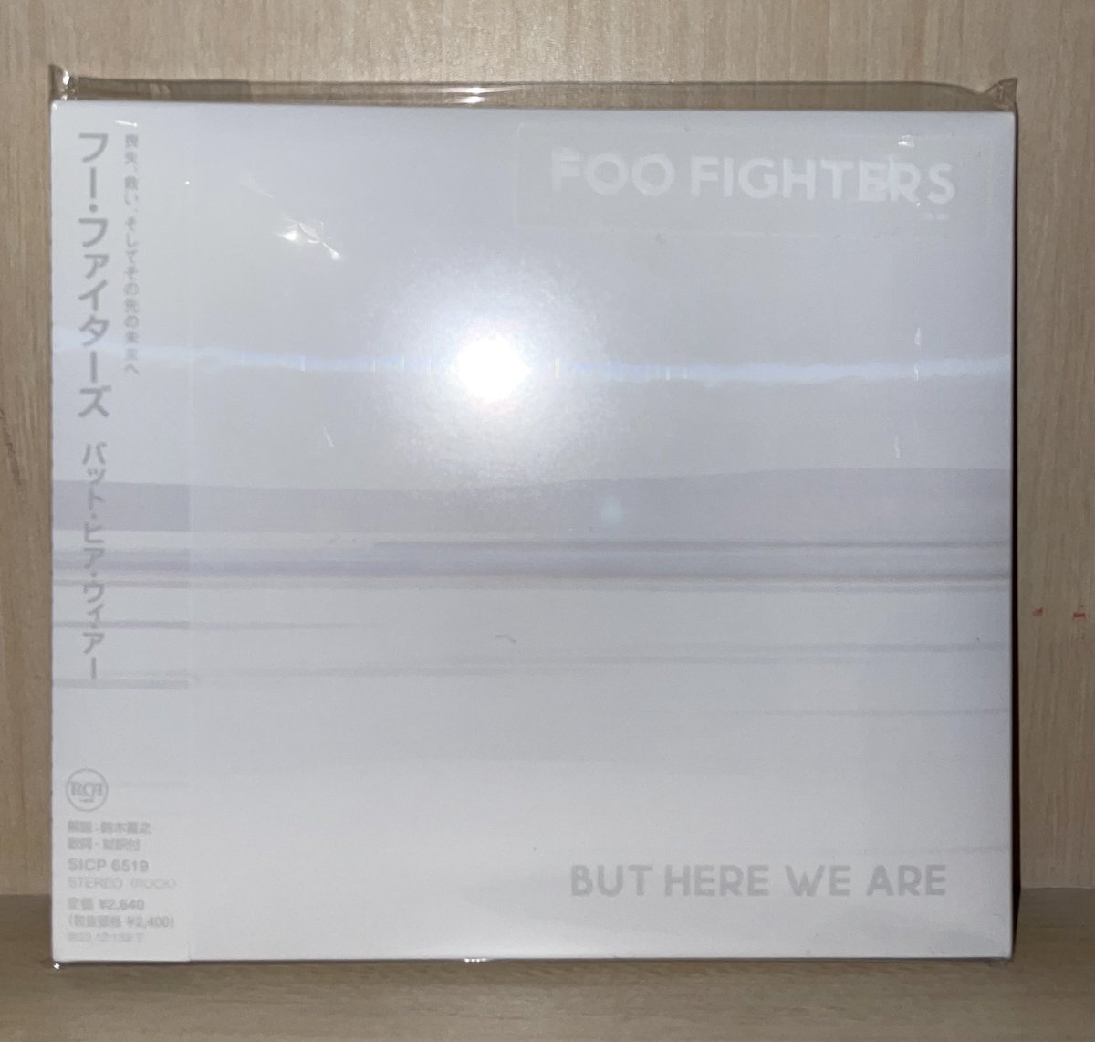 5階洋楽】 #FooFighters 通算11枚目となるアルバム 『But Here We Are 
