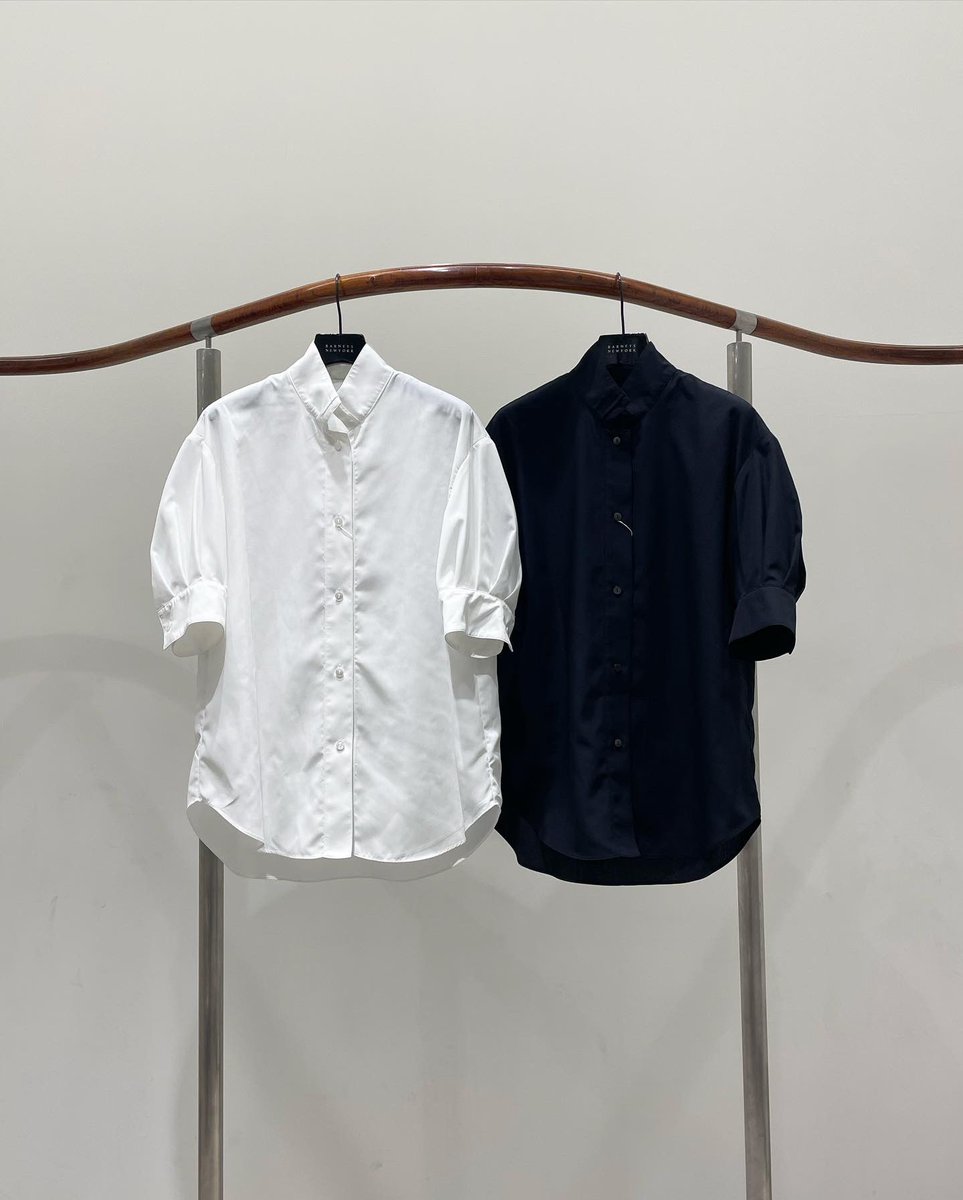BARNEYS_JAPAN's tweet photo. 銀座本店より: 〈シーマリー〉
6/15 11:00〜販売開始
お電話でのお問合せもお待ちしております。
#cccmalie #シーマリー #ブラウス #シャツ https://t.co/BgQdryo07S