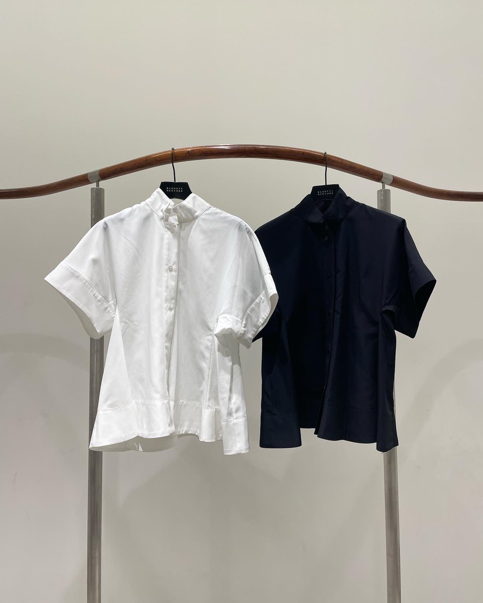 BARNEYS_JAPAN's tweet photo. 銀座本店より: 〈シーマリー〉
6/15 11:00〜販売開始
お電話でのお問合せもお待ちしております。
#cccmalie #シーマリー #ブラウス #シャツ https://t.co/BgQdryo07S