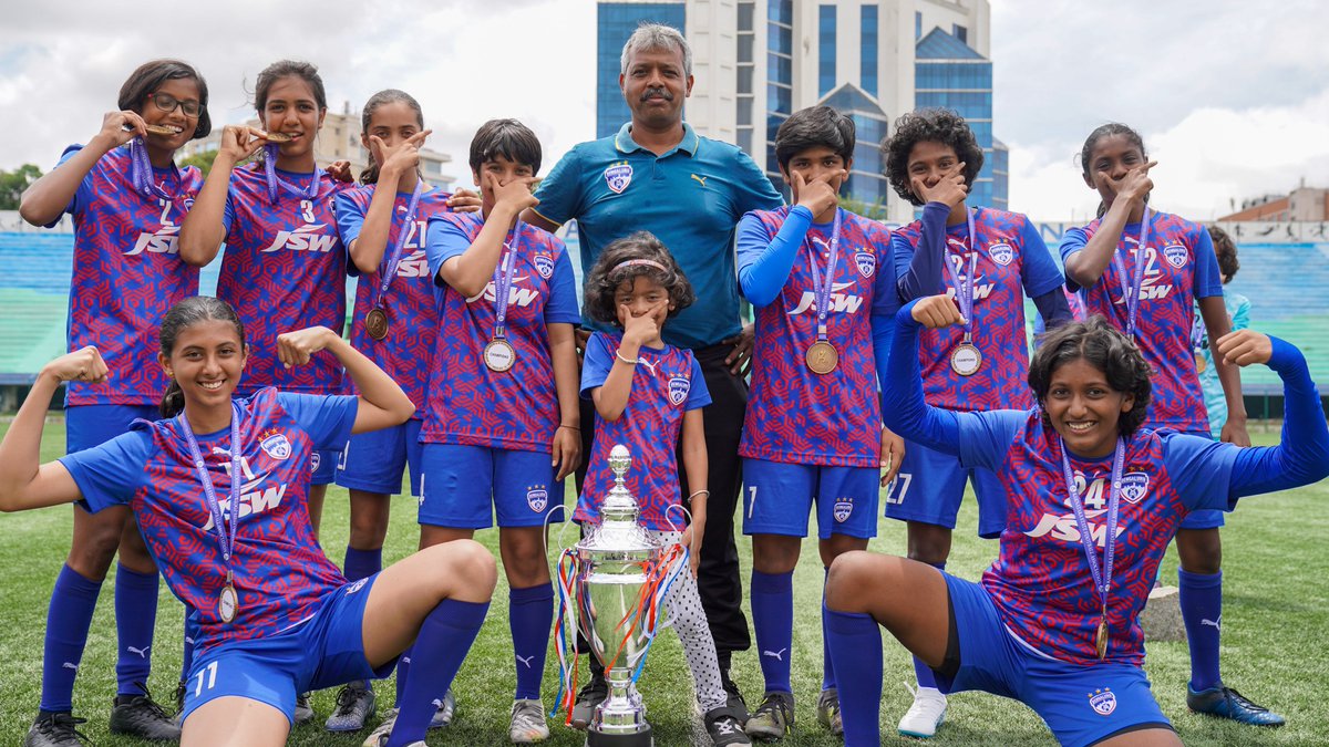 bengalurufc's tweet photo. Ladies and gentlemen, your unbeaten KSFA 'A' Division League champions! 🎊

#WeAreBFC #BFCWomen #YouthDevelopment https://t.co/JKavzzypWN