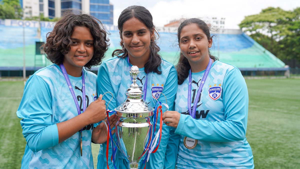 bengalurufc's tweet photo. Ladies and gentlemen, your unbeaten KSFA 'A' Division League champions! 🎊

#WeAreBFC #BFCWomen #YouthDevelopment https://t.co/JKavzzypWN