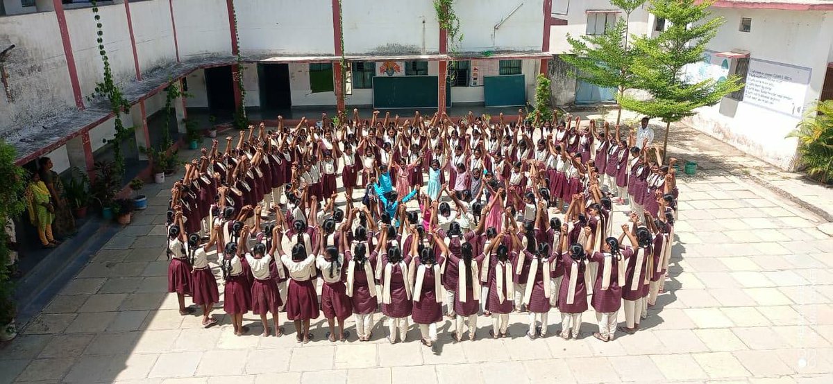 BoathGirls's tweet photo. As per TSWREIS Dashabdi Utsavaalu Schedule 13.6.23..today morning flag hoisting, formation of Human chain with our students @DRonaldRose @Collector_ADB @TSWREISOCIETY @Alokit_India @gschoolleaders @suvarna2002 https://t.co/1INRQS4wJC