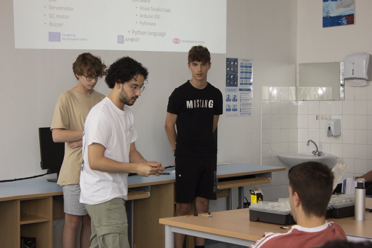 cifprodolfoucha's tweet photo. Para rematar, o alumnado fixo unha posta en común dos aprendizaxes sobre a  IA
And finally, students shared the learned knowledge during these days in the different areas of AI.
#TrainingActivity #Aim4vet #ErasmusPlus #artificialintelligence #Python #VetEducation #AIed
#FPGalicia https://t.co/tH4cAmJ2Tz