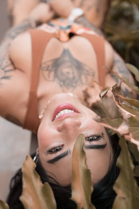 #BuenasNochesATodos  #boobs https://t.co/La2ILwS5fa<a href="/tag/buenasnochesatodos"class="tags">#BuenasNochesATodos</a><a href="/tag/boobs"class="tags">#boobs</a>