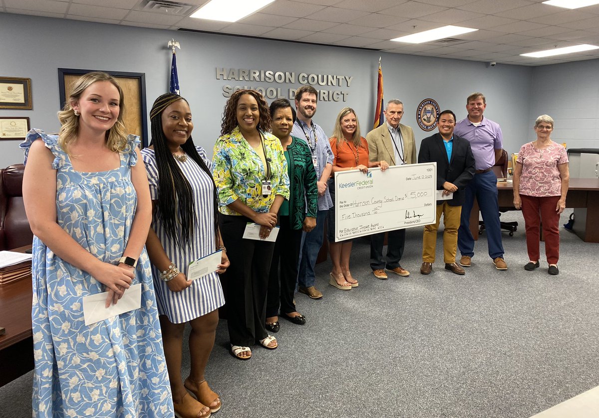 Harrison_PRS's tweet photo. Tonight, HCSD School Board recognized five winners of this year’s @KeeslerFed Educator Impact Award! Each teacher received $2,500. Plus, each of the winners’ schools received $1,000.
Congrats to Carrie Walters, Maggie Reid, Chaundrea Allen,
Brenden Phillips & Keshia Gaines! https://t.co/0rFzLKWycX