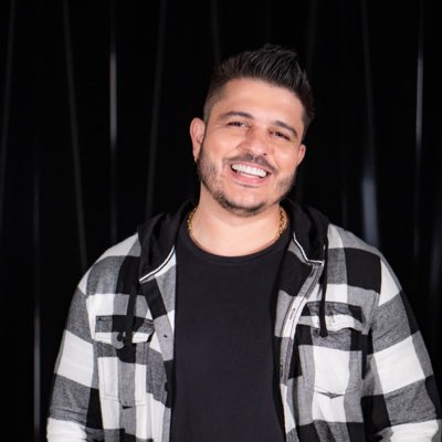 ederdeoliveira_'s tweet photo. #NovaFotoDePerfil https://t.co/jbWdGfXlHW