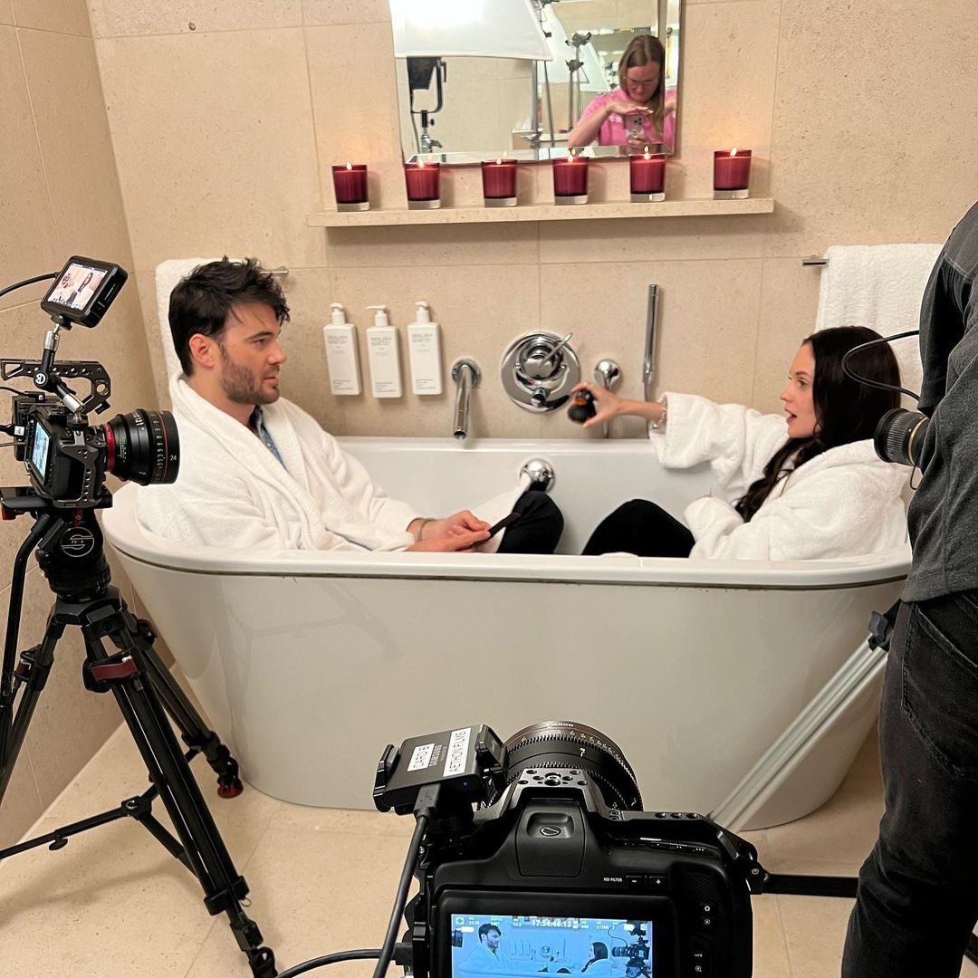 Que estarán grabando?? 🤔 a ver cuándo nos enteramos 😬🥳🫣