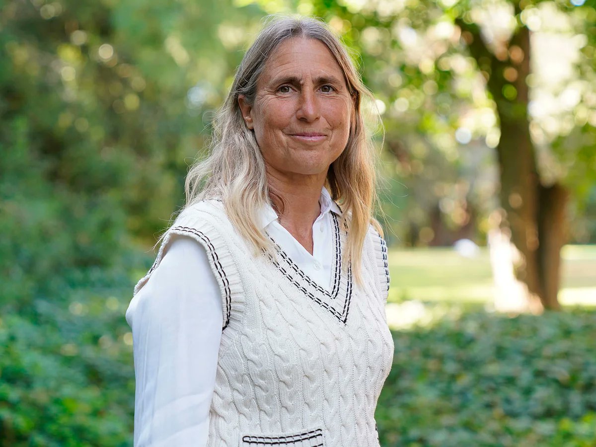 [Entrevista] Invitamos a <a href="/SofiaHeinonenF/">Sofía Heinonen</a> Bióloga - Directora de la Fundación @Rewildingarg - para contarnos sobre el documental Vida Salvaje(‘Wild Life’).

#SabadoVerde con <a href="/vascoverde/">Sergio Elguezábal</a>

Nota Completa: tinyurl.com/4hsmrak9