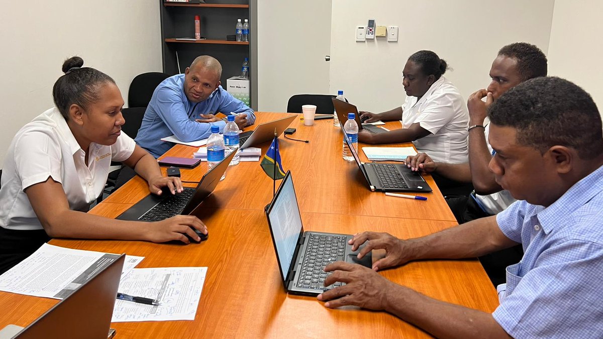 UNDP_Pacific's tweet photo. 🇸🇧 The Financial Intelligence Unit is strengthening the areas identified through the peer-to-peer #anticorruption knowledge exchange organized by @UNDP.  Tailored, hands-on support programme is being provided to the initiative.
#SDG16 #PacificAct #UKPacificPartnership https://t.co/grFayIFUXg