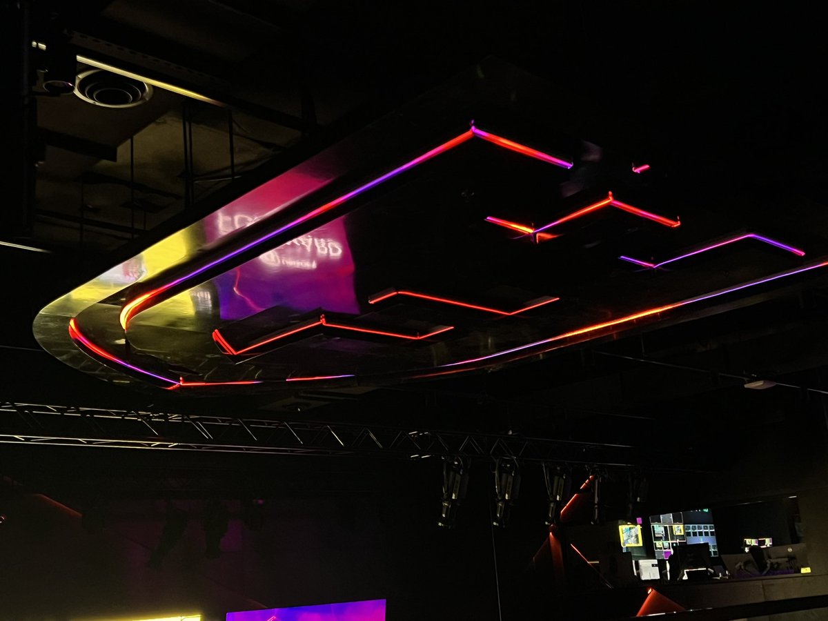 JustEllieWillDo's tweet image. Huge thanks to @UbisoftANZ for inviting us to the #UbisoftForward event at @FortressSydney last night! 💜

It was so good to see so many friends, and I’m so excited to catch all of the amazing games when they release! 👀

Was an awesome night 👏🏼
#UbisoftPartner #UbisoftCreator