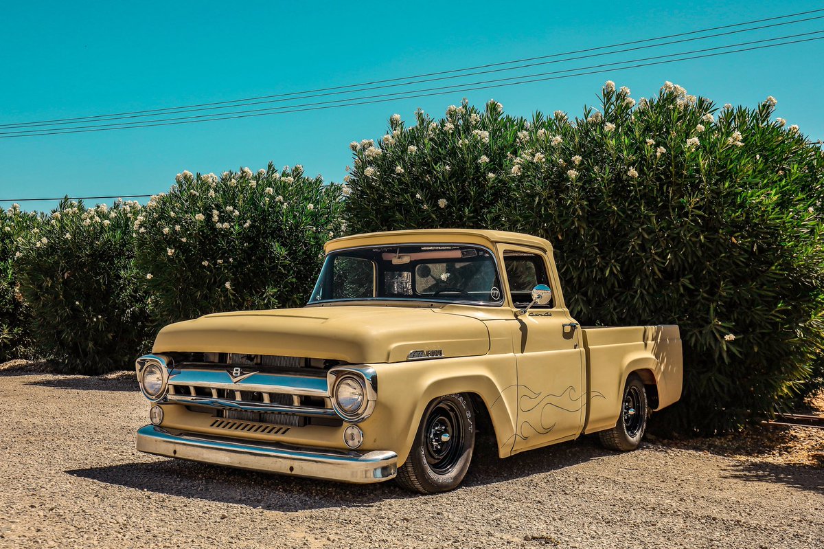 thisherodesigns's tweet photo. @FordTrucks Does an F-100 count? https://t.co/OMq71lUzD7