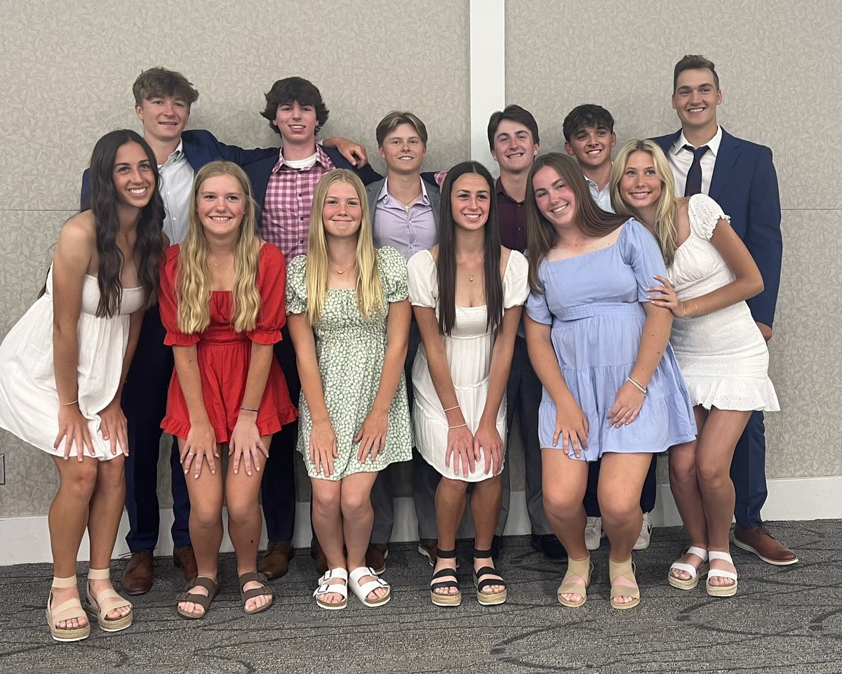 MGBoysGolf's tweet photo. Dressed up tonight and ready to make birdies tomorrow!  Let’s go Crimson! 🍁Boys (pm) and girls (am) State Tournament at Bunker Hills gets underway on Tuesday.⛳️ https://t.co/KyHCDmir5G