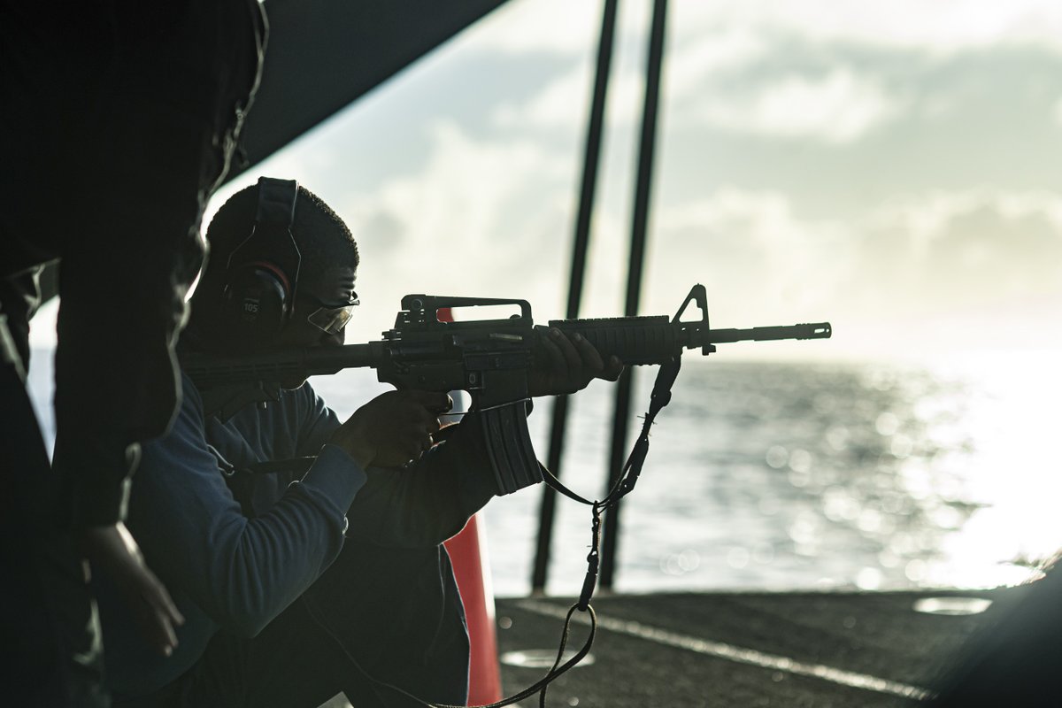 U.S. Navy Sailors participate in a live-fire exercise aboard the @NimitzNews June 11, 2023.

#HandsOnTraining | #US7thFleet