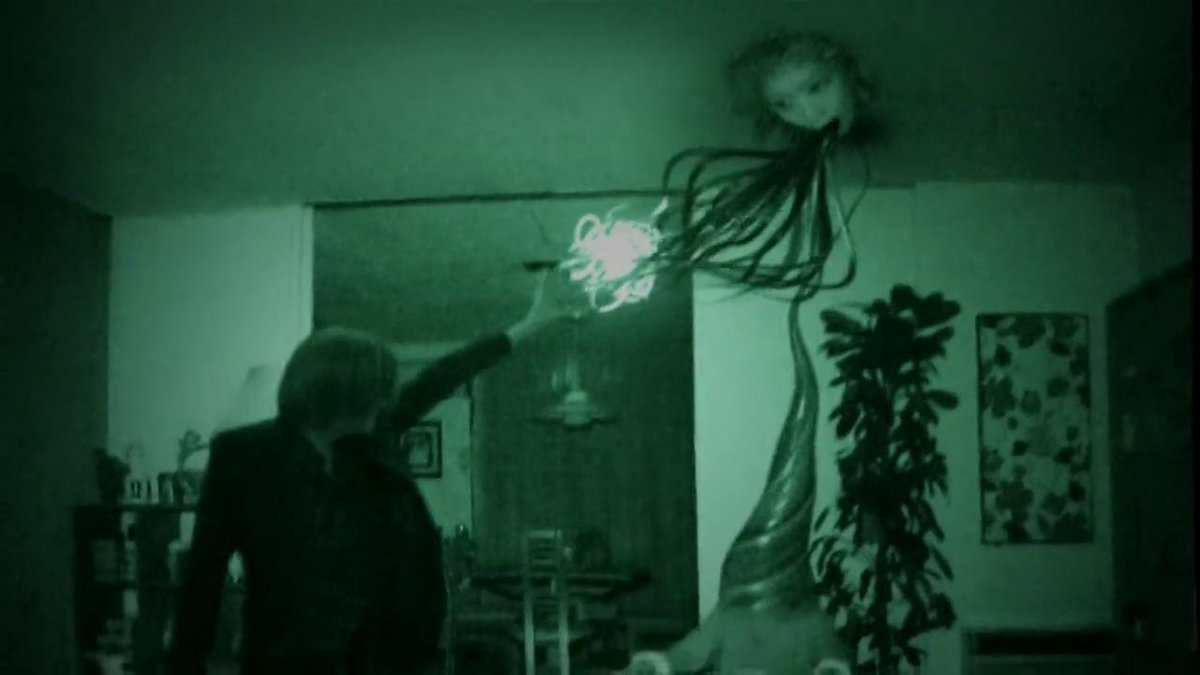 RanarifSC's tweet photo. Japanese horror movies can go really wild with weird monsters when not focusing only on a ghost with long black hair. Any suggestion? https://t.co/Qiu9IkET9s