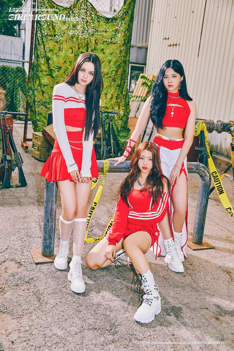 Lapillus
2ND MINI ALBUM
[GIRL's ROUND Part. 2]
Concept Photo '#Chanty #Seowon #Haeun'

2023. 06. 21 6PM (KST)

#Lapillus #라필루스 #샨티 #서원 #하은 #WhosNext