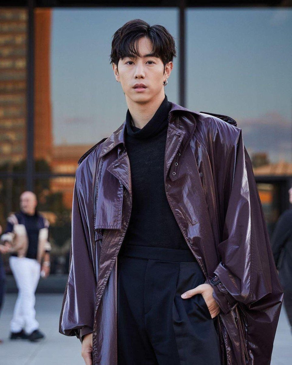 klinenewsph's tweet photo. #TEN #MARKTUAN #JEONGHAN attends runway show #YSL collection Men’s Wear Summer’24 in Berlin Germany.

📷: Haper’s Bazaar | Men’s Journal https://t.co/E1Y2ljBNtM