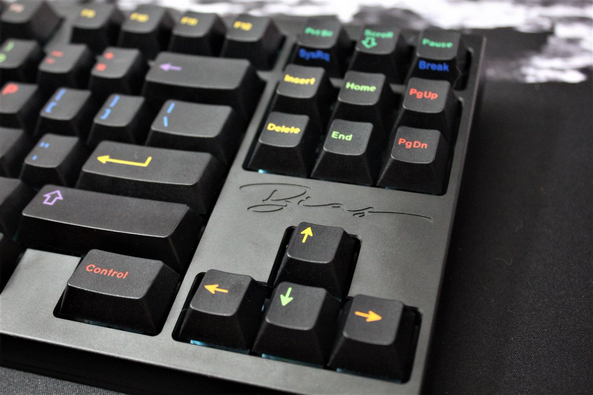 chaseticas's tweet photo. BIAS TKL https://t.co/6nKotmRxxA