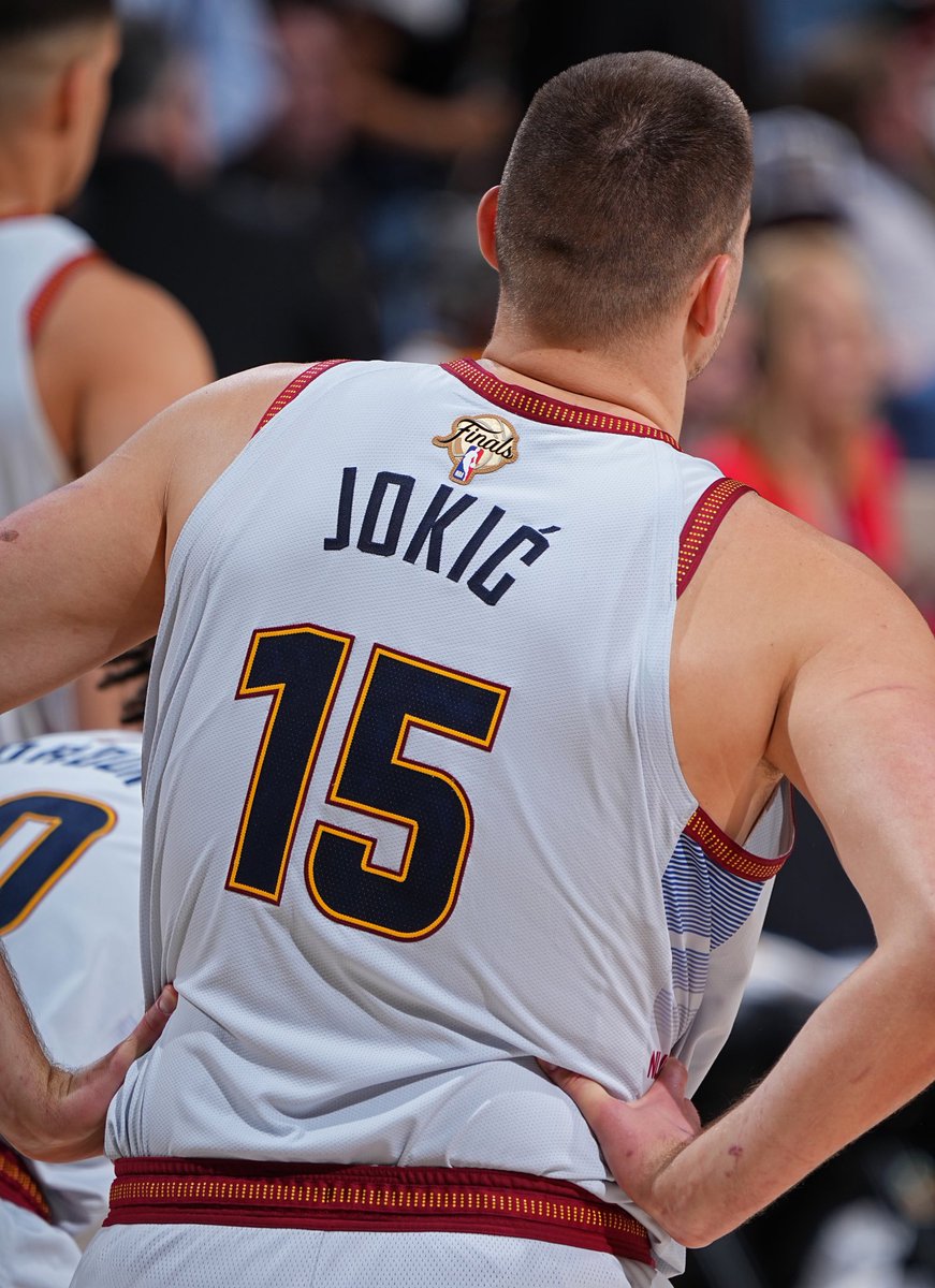 ParlonsNBA's tweet photo. Quel chantier de Nikola Jokic dans ces finales NBA 😮‍💨

27 PTS | 10 REB | 14 AST | 66% FG
41 PTS | 11 REB | 4 AST | 57% FG
32 PTS | 21 REB | 10 AST | 57% FG
23 PTS | 12 REB | 4 AST | 3 STL | 3 BLK
28 PTS | 16 REB | 4 AST | 75% FG

Meilleur joueur de la planète 🌍 https://t.co/XtooNebX6L
