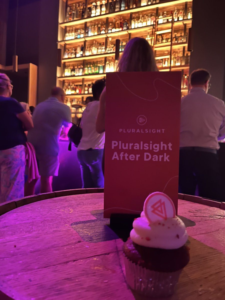 Thanks for the cupcakes and great music at the party tonight  <a href="/pluralsight/">Pluralsight</a> #shrm23