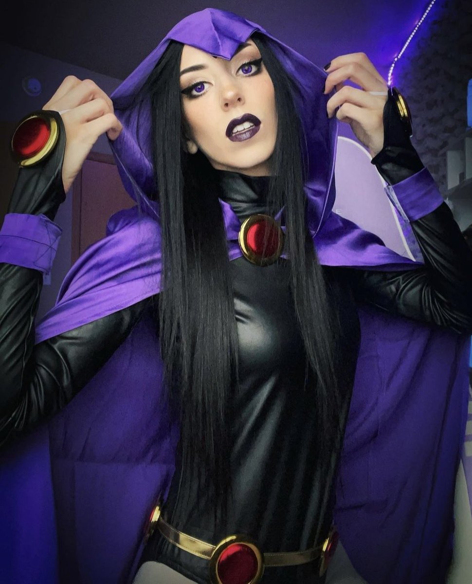 🌙Rikkichuu on Twitter: "A cosplay I’ve done and a cosplay that I want