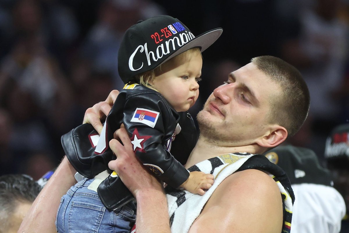 Nikola Jokic with his daughter Ognjena || #MIAvsDEN

#NBAPlayoffs 
#NBAFinals 
#NBA