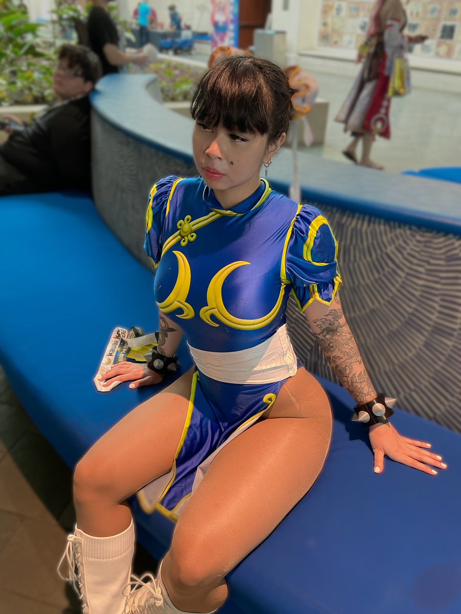 Tabi on Twitter: "gimme some cosplay ideas 🤯"