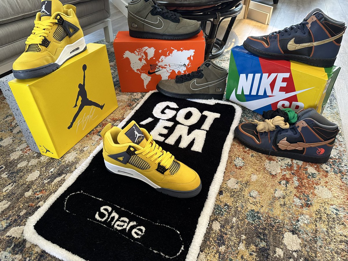 daddyhazmatt's tweet photo. @stockx Just a little heat https://t.co/8Op42Xub2y